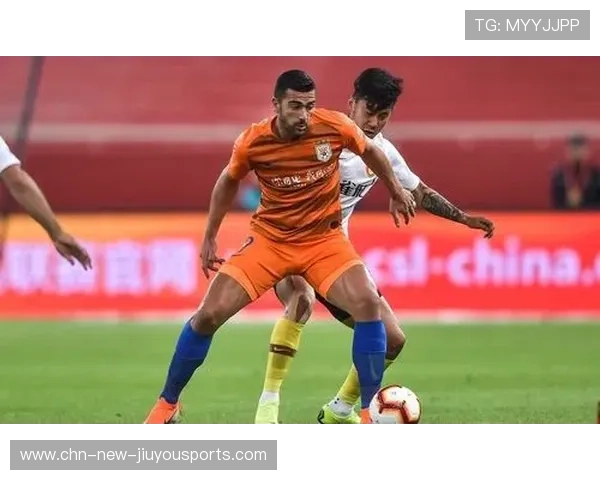 阿贾克斯迈向全面战术革新：传控融合对抗让梦想变为现实